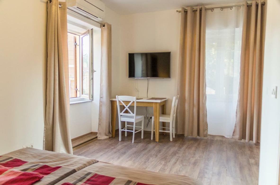 Guesthouse Klaudia Опатия Экстерьер фото