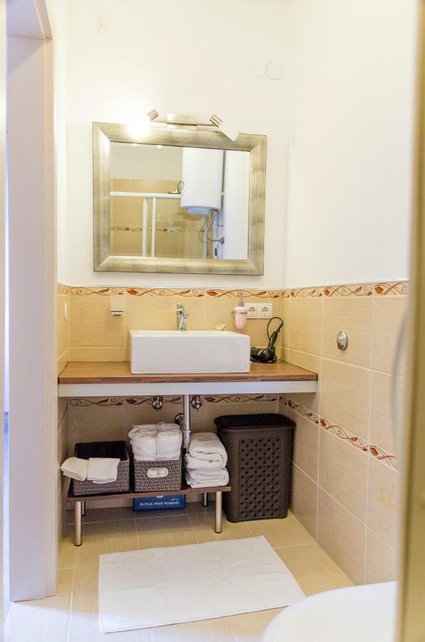 Guesthouse Klaudia Опатия Экстерьер фото